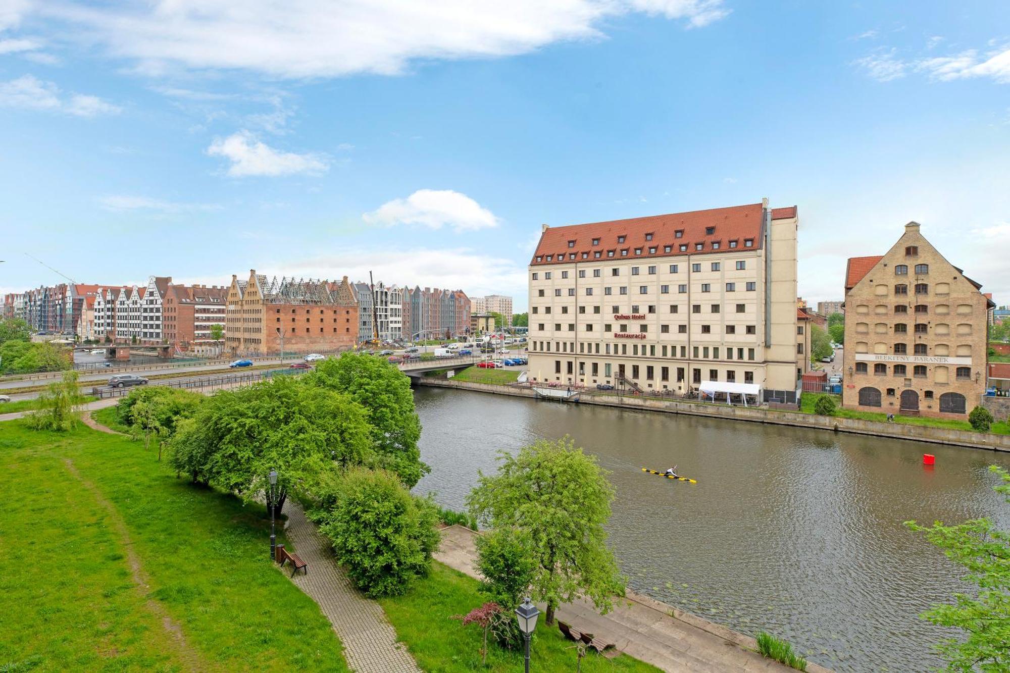Rezydencja Wintera & Parking By Downtown Apartments Gdańsk Exteriör bild